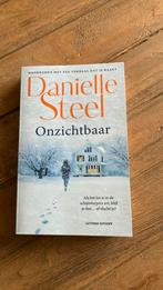 Danielle Steel - Onzichtbaar, Ophalen of Verzenden, Zo goed als nieuw, Danielle Steel