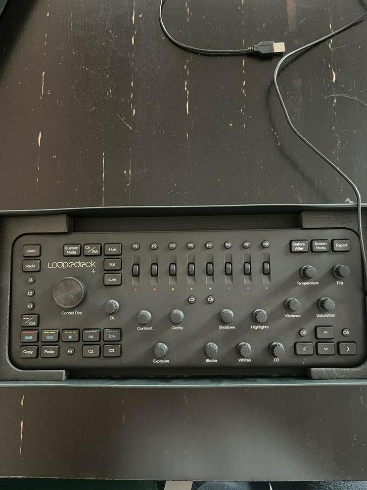 Loupedeck+ Lightroom/Photoshop controller – perfecte staat, Audio, Tv en Foto, Fotografie | Fotostudio en Toebehoren, Zo goed als nieuw
