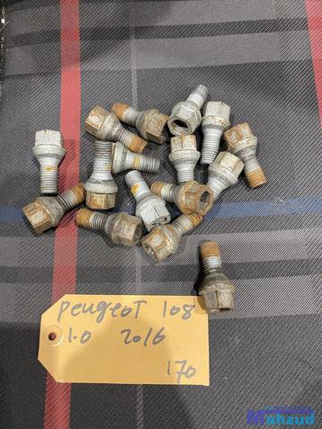 PEUGEOT 108 107 C1 AYGO Wielbouten set beschikbaar voor biedingen