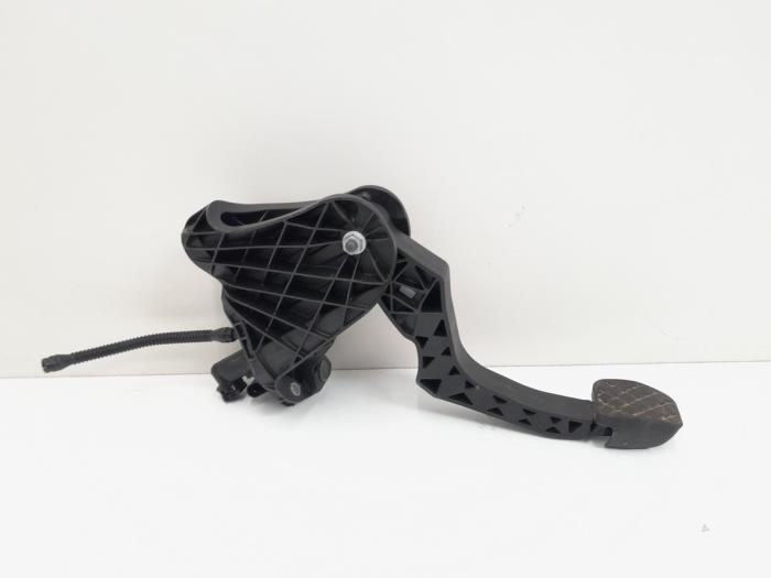 Pédale embrayage d'un Audi Q3, Autos : Pièces & Accessoires, Habitacle & Garnissage, Audi, Utilisé, 3 mois de garantie, Enlèvement ou Envoi