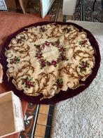 Tapijt Smyrna rond 1.50 m, Ophalen, Zo goed als nieuw