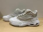 Kinderschoenen - Jordan Max Aura 4 - Maat 38, Kinderen en Baby's, Ophalen, Sportschoenen, Zo goed als nieuw, Jordan