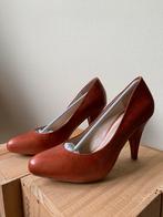 Chaussures élégantes pour femmes taille 38 de la marque Noe, Vêtements | Femmes, Enlèvement, Comme neuf