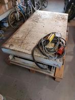 Professionele Bolzoni hydraulische heftafel/lastafel 2000kg., Doe-het-zelf en Bouw, Gereedschap | Overige machines, Ophalen, Gebruikt