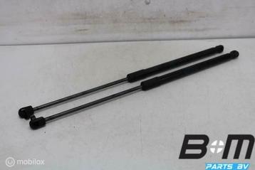 Set gasdrukveren achterklep VW Polo 2G 2G6827550B beschikbaar voor biedingen