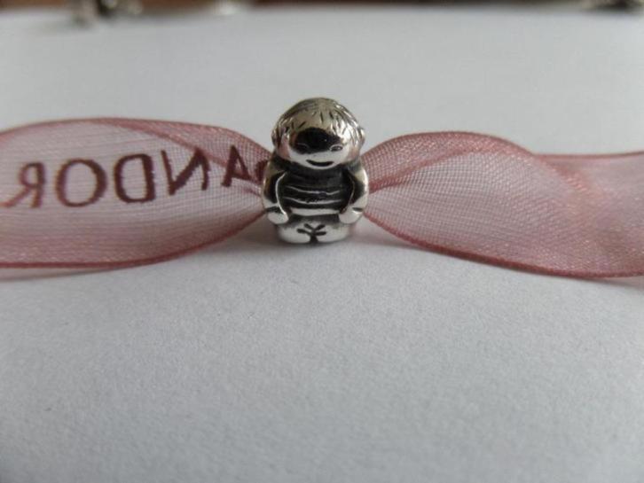 Pandora zilveren bedel jongetje, Handtassen en Accessoires, Bedels, Pandora, Zilver, 1 bedel, Ophalen of Verzenden