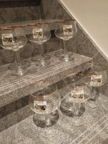 6 glazen kasteelbier  beschikbaar voor biedingen