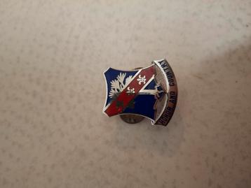 Originele 327th glider infantry crest pin beschikbaar voor biedingen