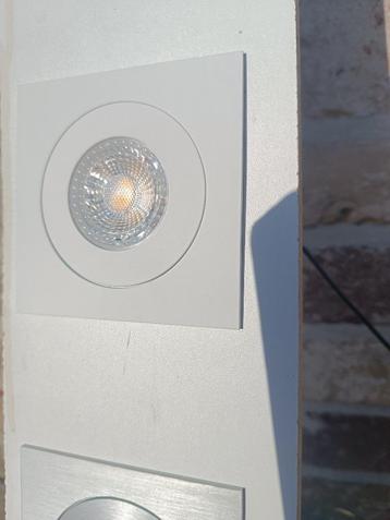 182 nieuwe wit vierkante inbouw plafond LED spots te koop  beschikbaar voor biedingen
