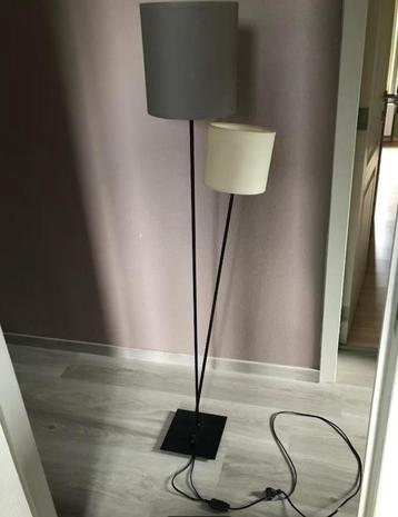 Lampe beschikbaar voor biedingen