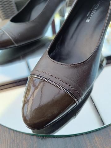 Lederen pumps Nieuwe maat 38 Cinzia Valle (Italiaans). beschikbaar voor biedingen