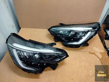Renault Clio V Full Led Zwarte lamp rechts links beschikbaar voor biedingen