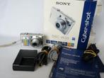 Sony Cyber-shot DSC-W35, MpegMovie VX, accu, oplader, 2GB, Audio, Tv en Foto, Videocamera's Digitaal, Zo goed als nieuw, Sony