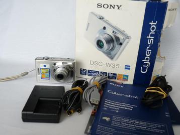 Sony Cyber-shot DSC-W35, MpegMovie VX, accu, oplader, 2GB beschikbaar voor biedingen