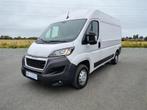 Peugeot Boxer 2.2 BlueHDi L2H2 Utility CLIM / BLUETOOTH / CA, Auto's, Stof, Gebruikt, 4 cilinders, Wit