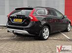 Volvo V60 2.0 D4 Summum Automaat | Leder | Climate | Cruise, Automaat, 149 g/km, Zwart, Te koop