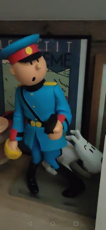 Figurine Tintin st emett - colonel oreille cassée 