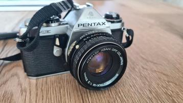 Pentax camera + lederen tas