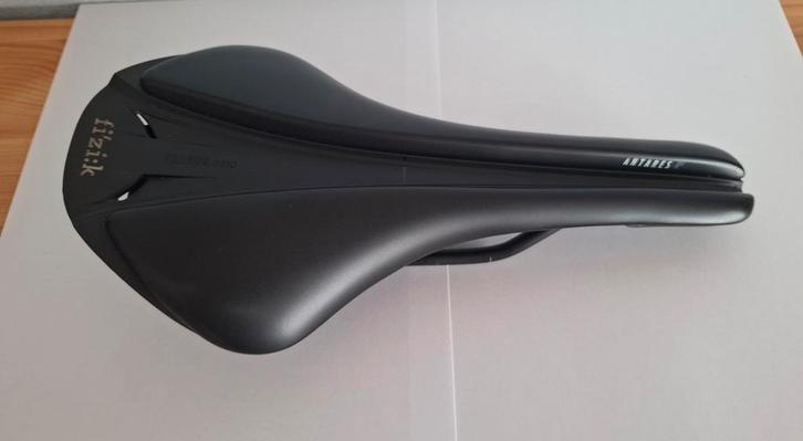 Fizik Vento Antares R5 zadel, Fietsen en Brommers, Fietsaccessoires | Overige Fietsaccessoires, Zo goed als nieuw, Ophalen of Verzenden