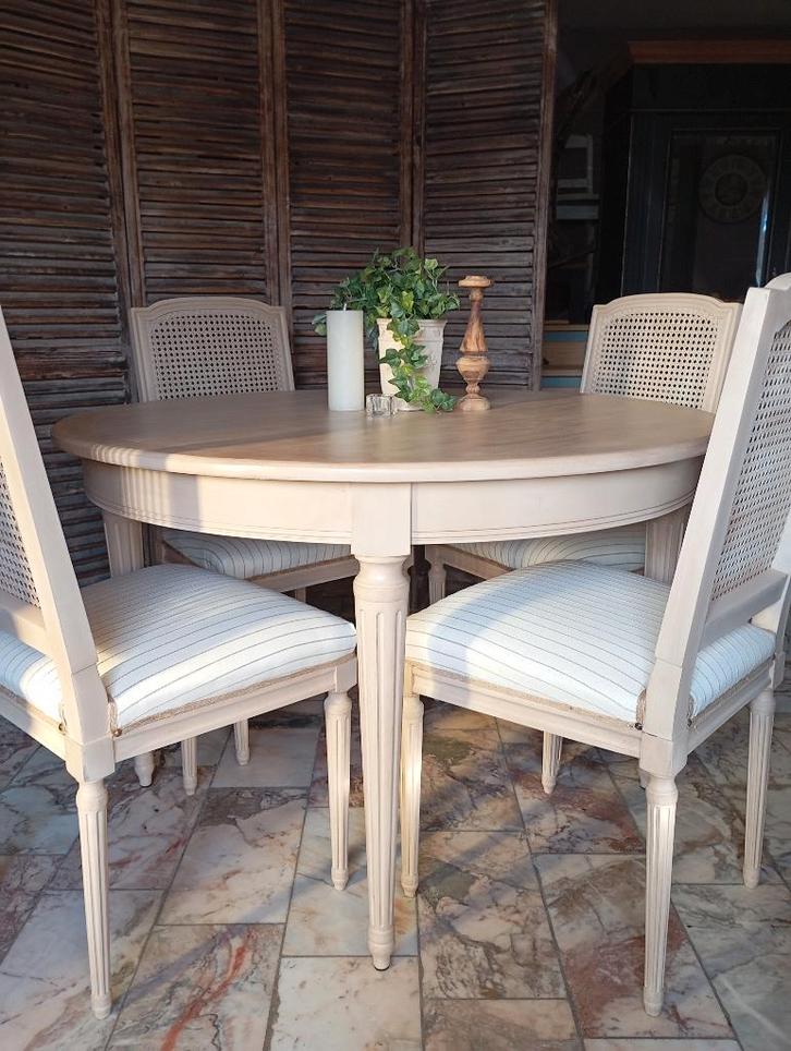 Table et chaises, Maison & Meubles, Tables | Tables à manger, Enlèvement