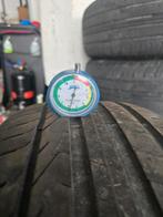 225 55 r 17 97w, Auto-onderdelen, Banden en Velgen, Ophalen of Verzenden, Zomerbanden, Band(en)