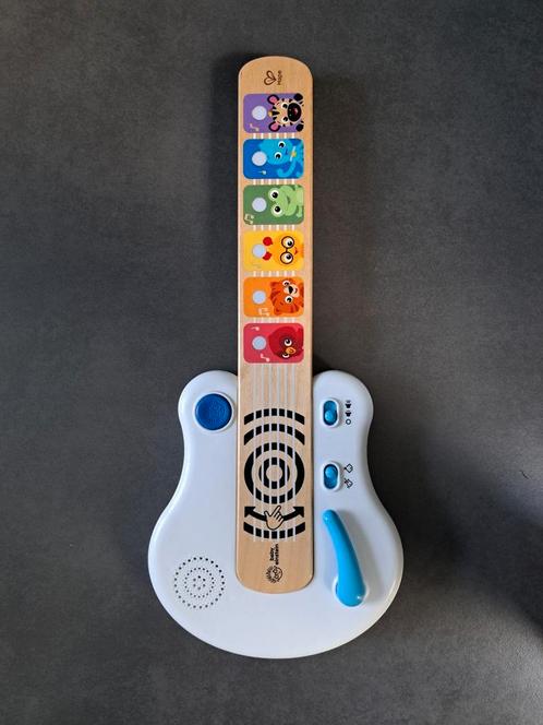 Guitare Magic Touch de Hape, Enfants & Bébés, Jouets | Jouets de bébé, Comme neuf, Autres types, Avec lumière, Sonore, Enlèvement ou Envoi