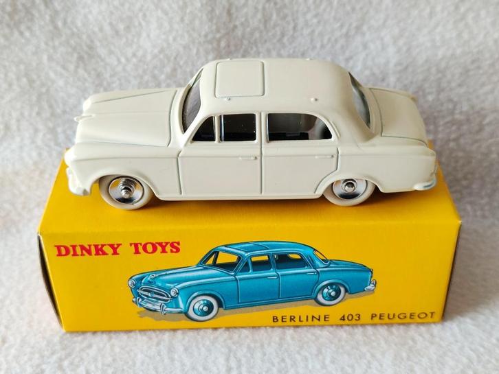 Dinky Atlas _ PEUGEOT 403 Sedan _ ref. 24B, Hobby en Vrije tijd, Modelauto's | 1:43, Zo goed als nieuw, Auto, Dinky Toys, Ophalen of Verzenden