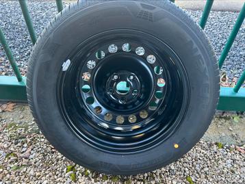 Audi Q3 18 inch reservewiel met band 215/65R17 beschikbaar voor biedingen