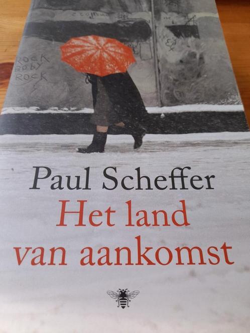 Paul Scheffer - Het land van aankomst, Boeken, Essays, Columns en Interviews, Zo goed als nieuw, Ophalen of Verzenden