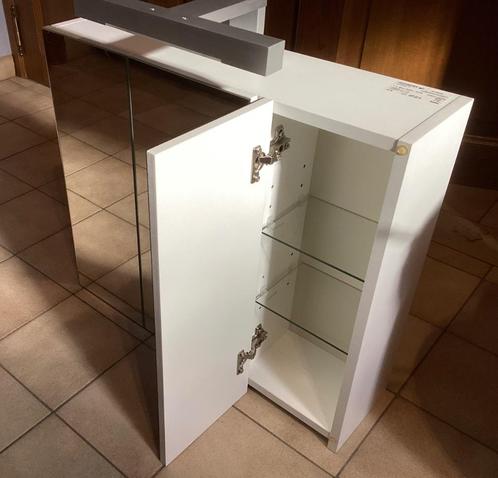 Spiegelkast badkamer Allibert met verlichting, Huis en Inrichting, Badkamer | Badkamermeubels, Zo goed als nieuw, Spiegelkast