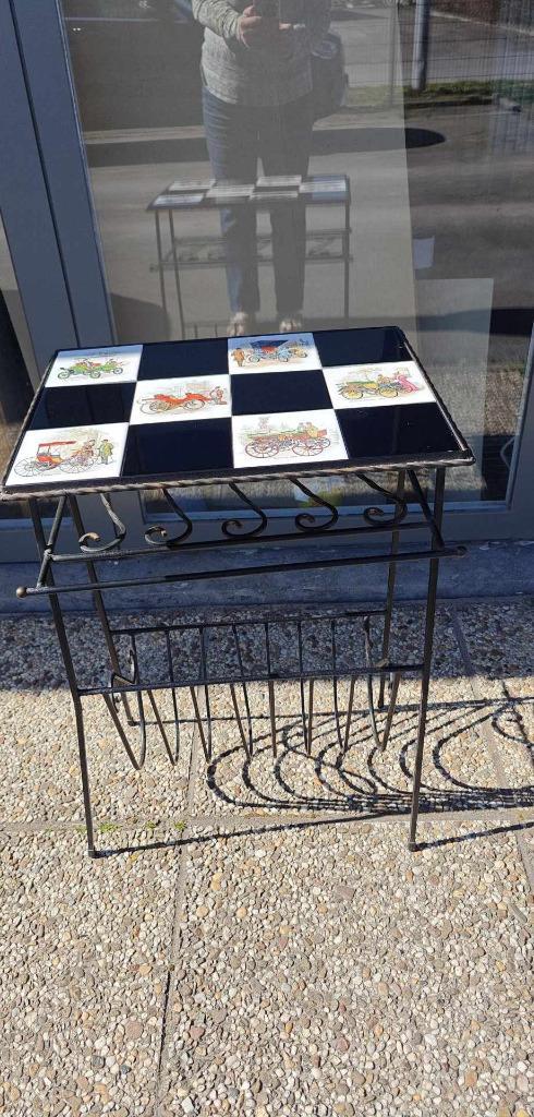bijzettafel krantbak vintage smeedijzer tegels, Huis en Inrichting, Tafels | Bijzettafels, Gebruikt, Rechthoekig, 60 cm of meer