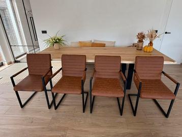 Vier industrielen eetkamerstoelen cognac kleur beschikbaar voor biedingen