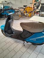 honda lead année 1983 80cc téléphone 0475984041, Fietsen en Brommers, Gebruikt, Benzine, Ophalen, Overige merken