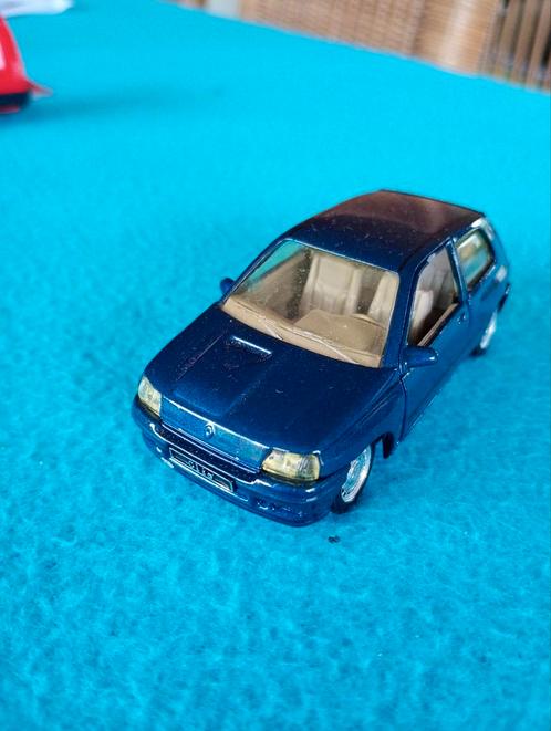 Renault Clio, Hobby en Vrije tijd, Modelauto's | 1:43, Zo goed als nieuw, Solido, Ophalen of Verzenden