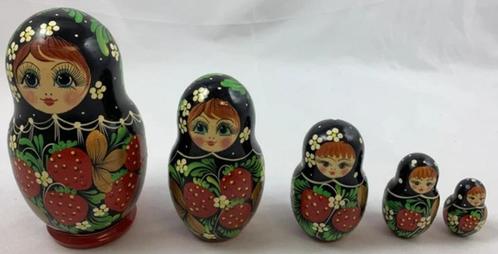 Russische Matroesjka poppen 5-delig handbeschilderd vintage, Verzamelen, Poppetjes en Figuurtjes, Zo goed als nieuw, Verzenden