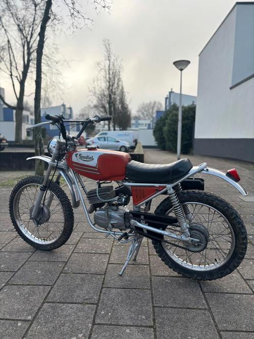 Mondial Enduro 50 Cross 1969, Fietsen en Brommers, Brommeronderdelen | Oldtimers, Overige merken, Tank, Ophalen of Verzenden