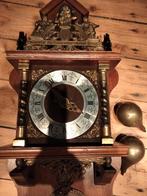 Horloge ancienne Zaanse, Enlèvement