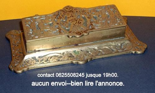 boite à timbres bronze doré cherubins/angelots., Antiek en Kunst, Antiek | Brons en Koper, Brons, Ophalen