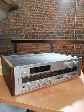 Sony STR-3800, echte houten wangen in goede staat  beschikbaar voor biedingen