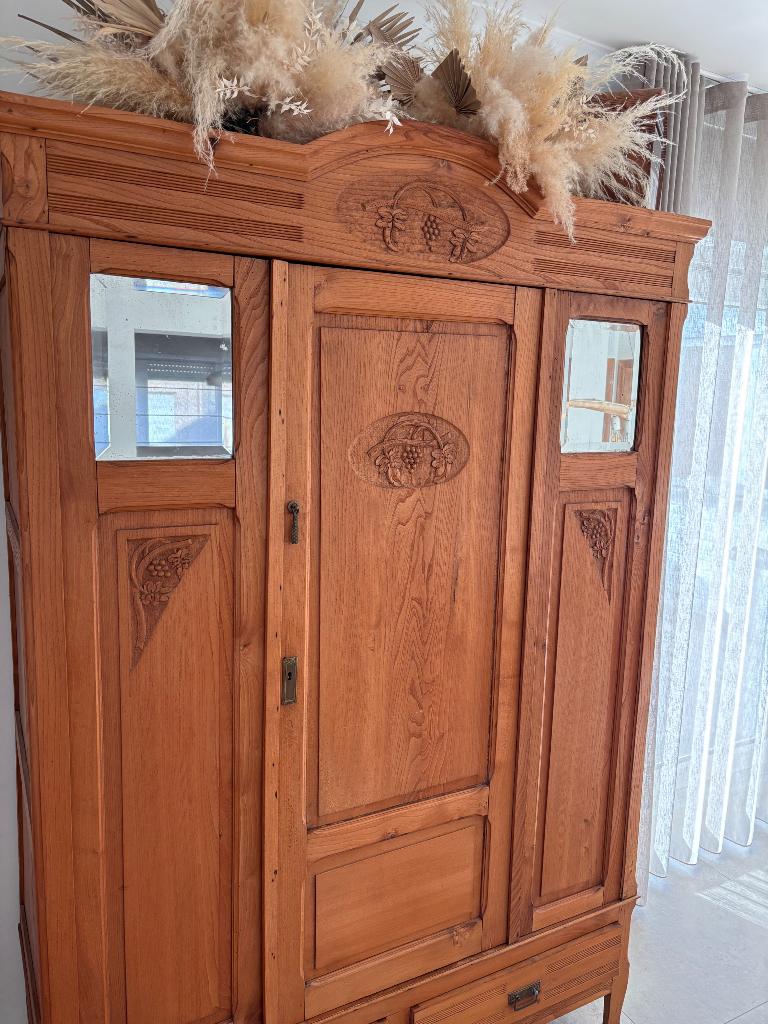 Antieken kast, Ophalen