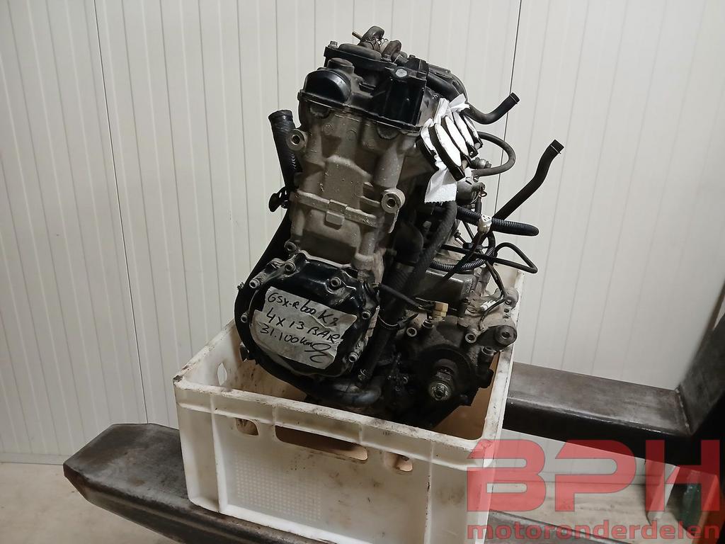 Motorblok Suzuki GSX-R 600 K1 K2 K3 2001 t/m 2003 engine 2 G, Motoren, Onderdelen | Suzuki, Gebruikt, Ophalen