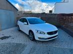 Volvo V60 2.0D 150pk Euro6b   *OCEAN RACE VERSIE*, Auto's, Volvo, Voorwielaandrijving, Electronic Stability Program (ESP), 4 cilinders