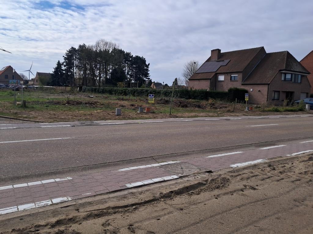 4 bouwgronden te koop