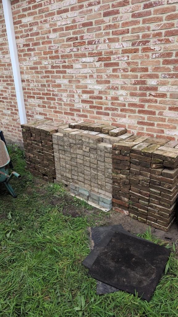 Klinkers en bakstenen, Enlèvement, Briques