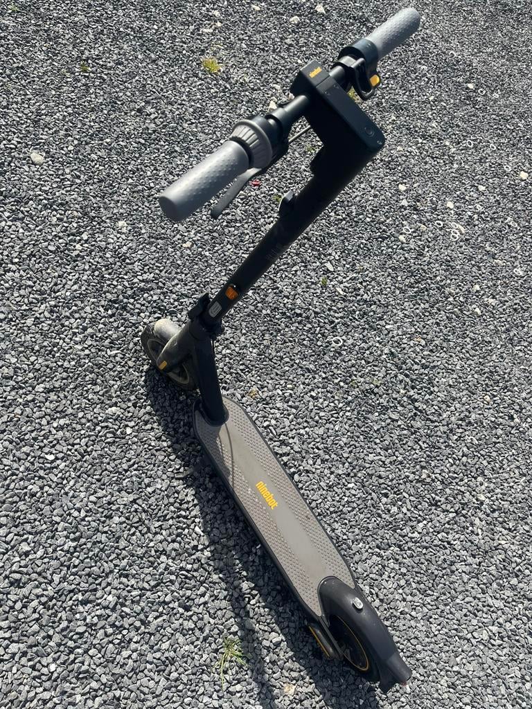 Elektrische Step ~ Ninebot ~ 25km/h, Enlèvement, Utilisé, Step électrique (E-scooter)