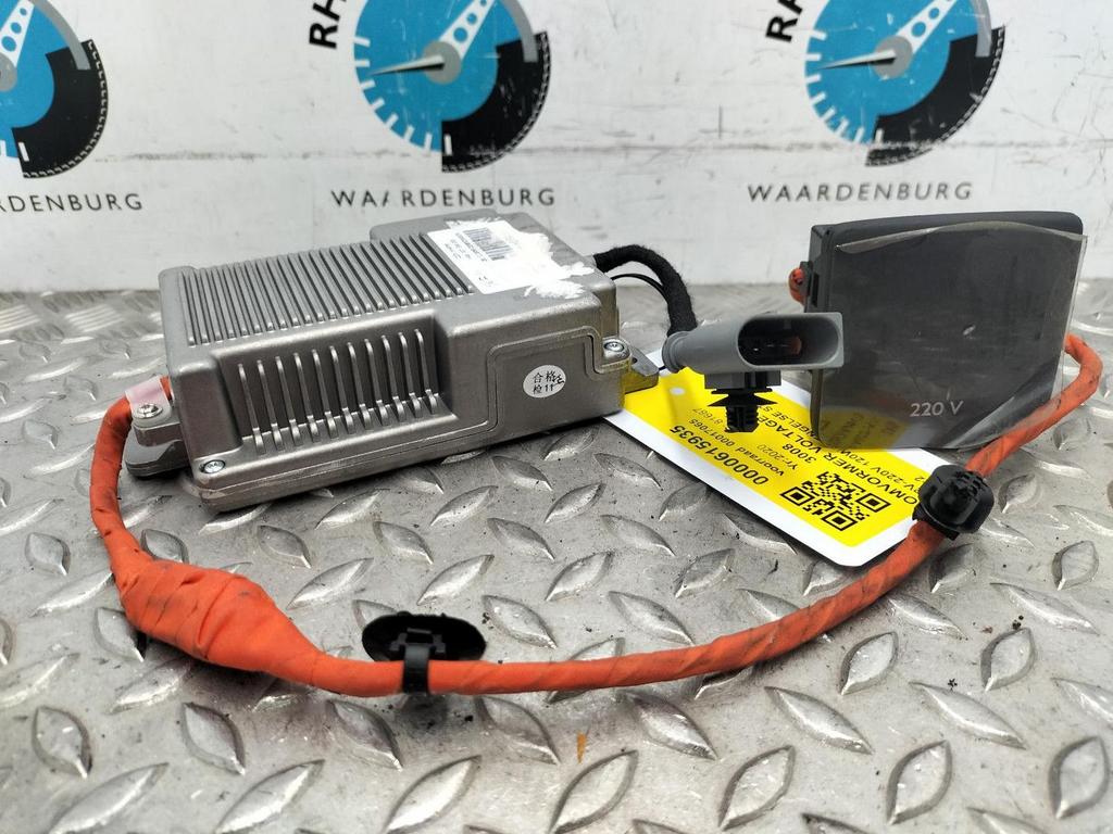 PEUGEOT 3008 OMVORMER VOLTAGE 9811660880 2020, Ophalen of Verzenden, Gebruikt, Stiba lid