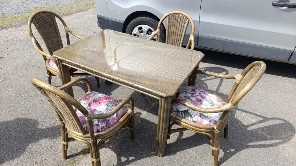 Nieuwe rotan uitschuifbare tafel met 4 stoelen – complete se, Enlèvement, Neuf