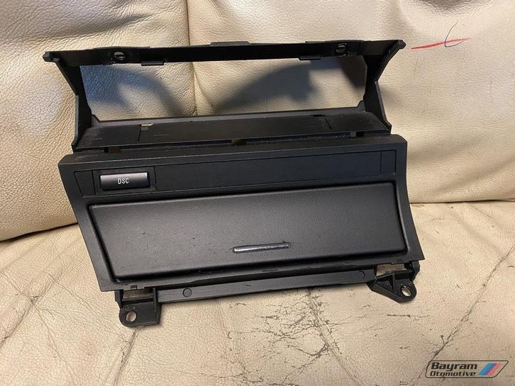 Bmw E46 asbak unit coupe sedan touring compact 3-serie, Auto-onderdelen, Interieur en Bekleding, BMW, Gebruikt, Ophalen of Verzenden