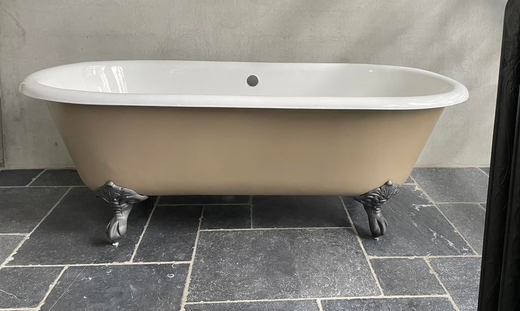 Baignoire en fonte sur pieds, Enlèvement, Comme neuf