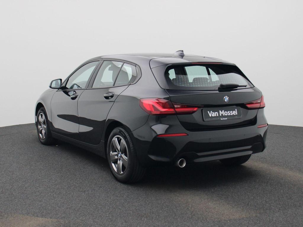 BMW 1 Reeks Hatch 116dA (85 kW) CARPLAY | LED | Zetelverwarm, Auto's, Gebruikt, 116 pk, https://public.car-pass.be/vhr/fe855683-efd3-4beb-92ae-ed0390c96e1f